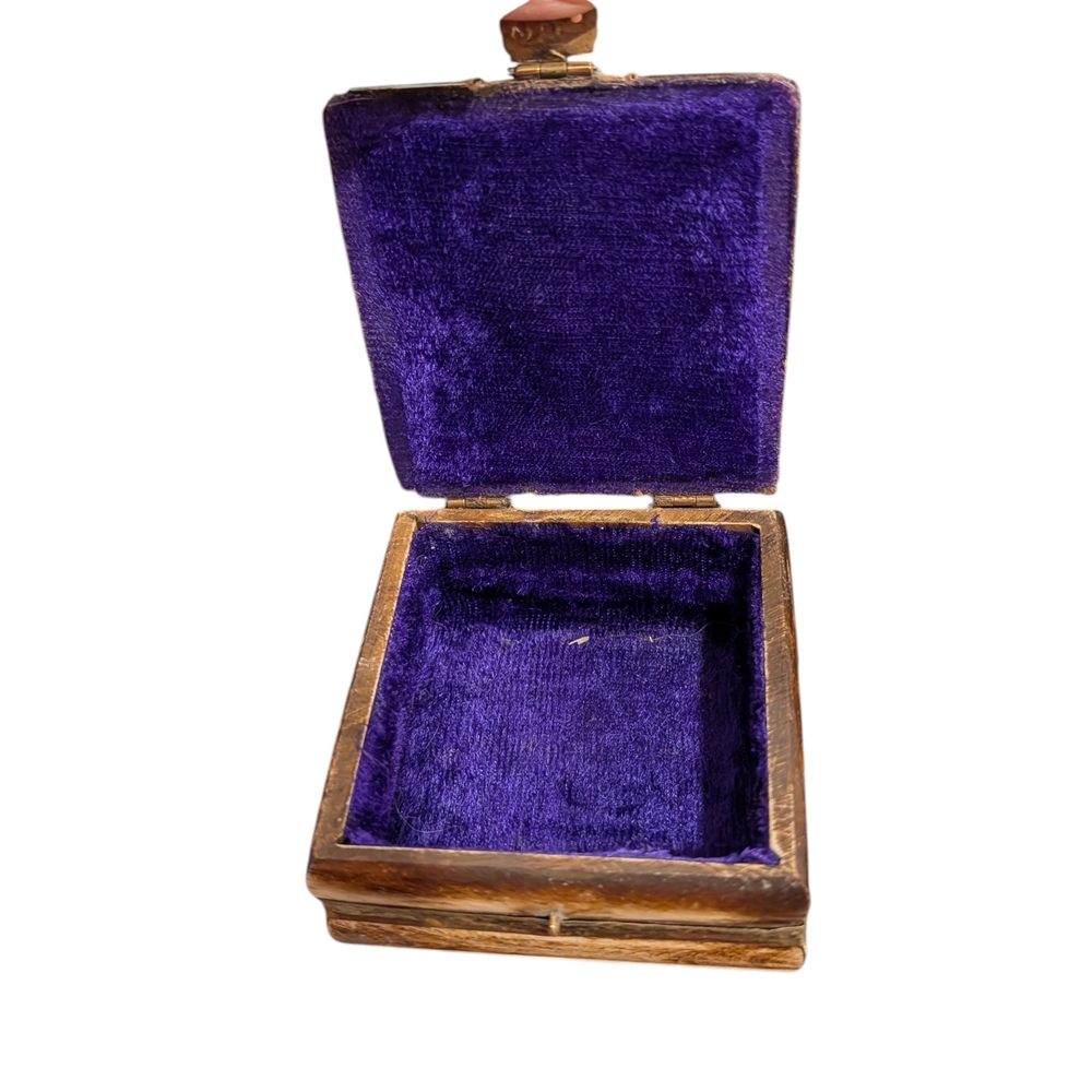 Vintage Trinket Box with Possible Camel Bone Inlay, Brass Fittings Purple Lining - Picture 10 of 13
